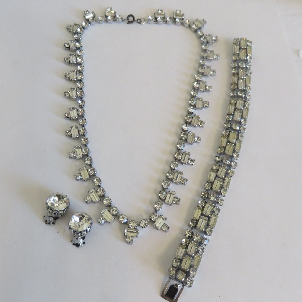 Vintage Rhinestone Jewelry Set Necklace Bracelet Clip Earrings Clear Silver Tone